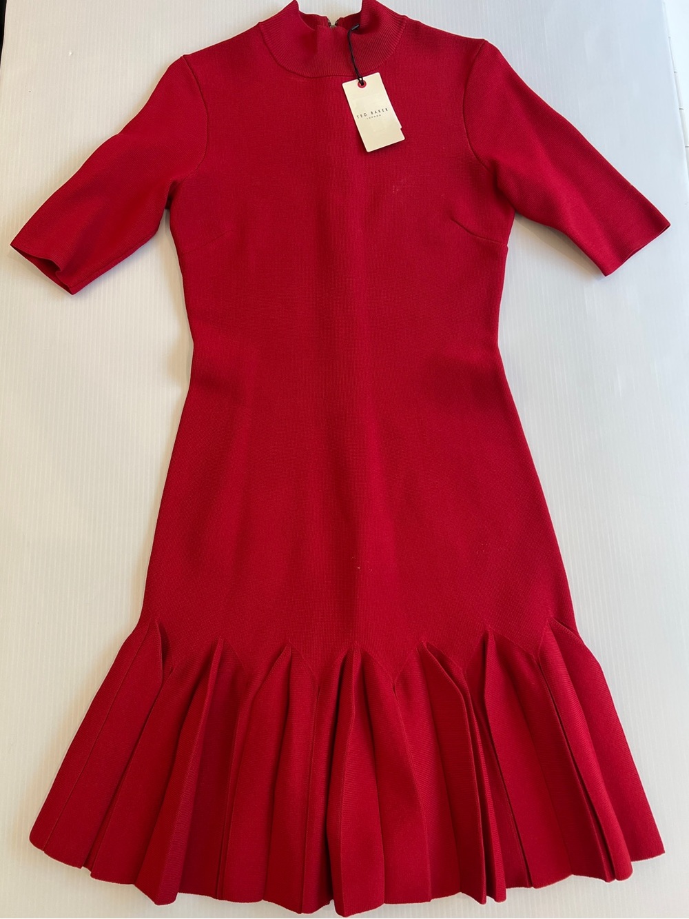 New Ted Baker Women’s Red Knit Pleated-Hem Dress in Size Small